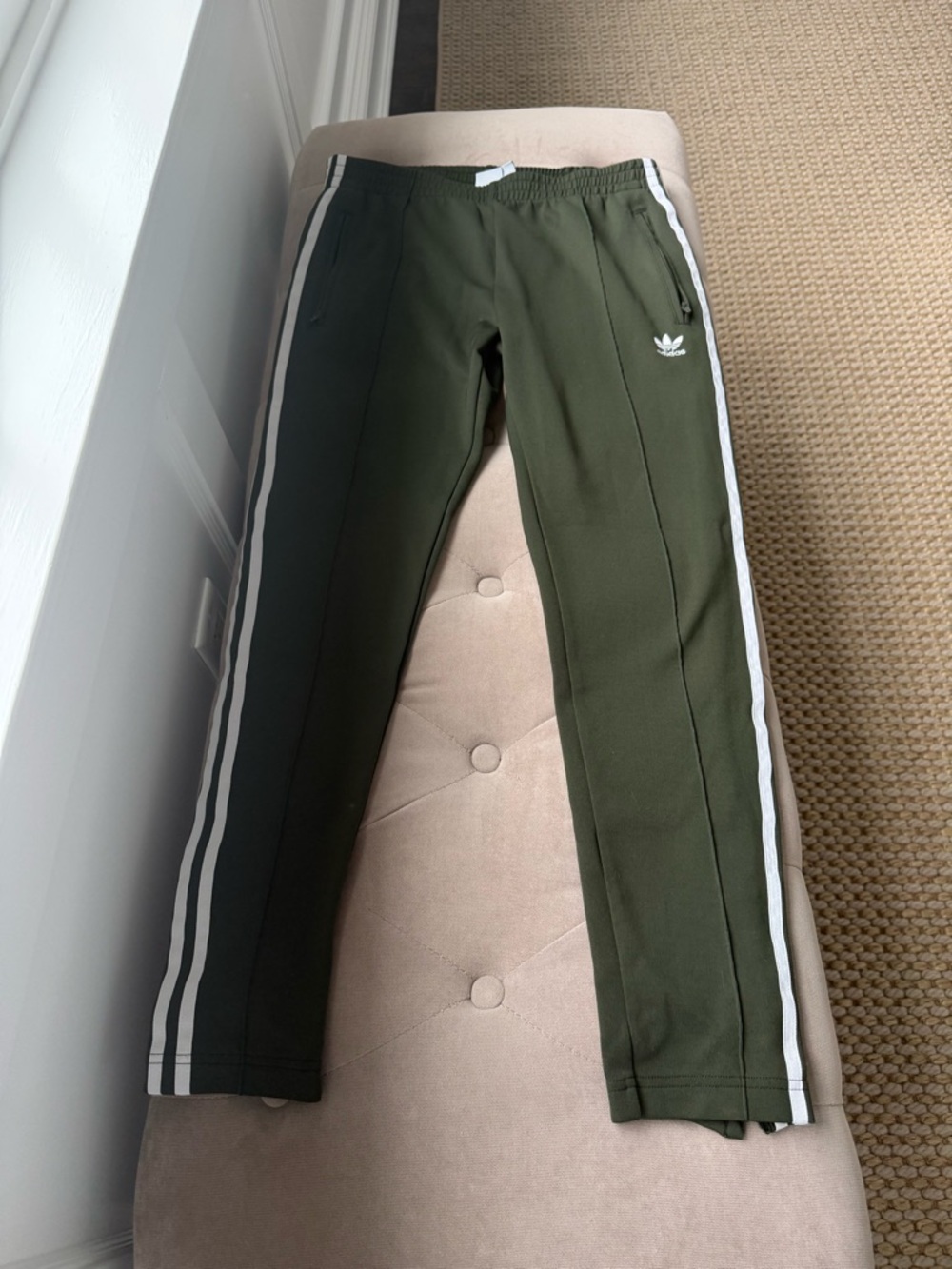 Adidas women’s track pants hunter green with white stripe size Small